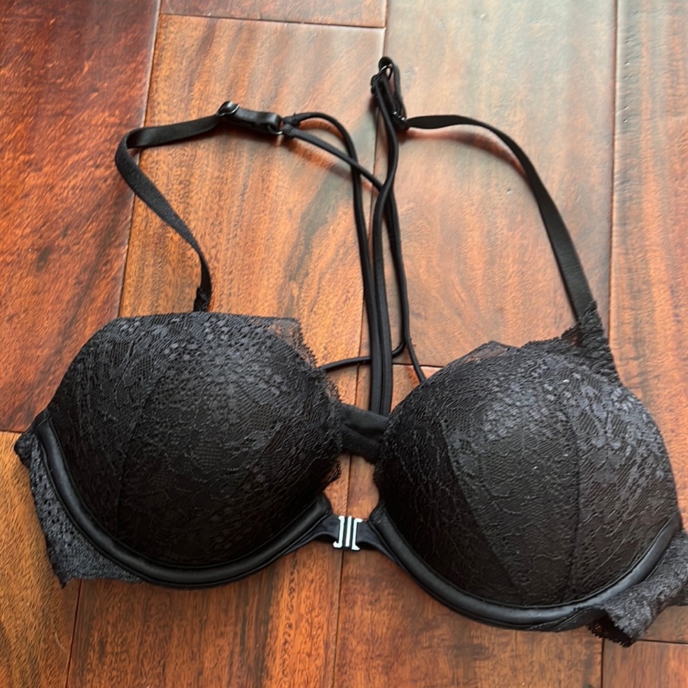 Victoria’s Secret Pink push up padded bra 34B